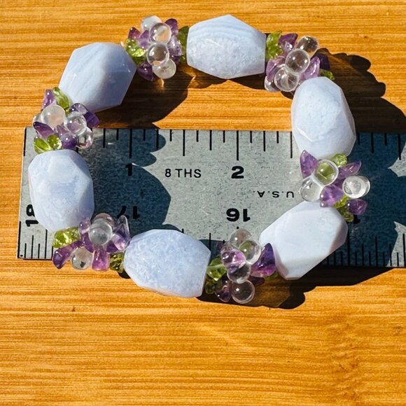 Pastel Blue Lace Agate Bracelet Stretchy - Picture 2 of 3